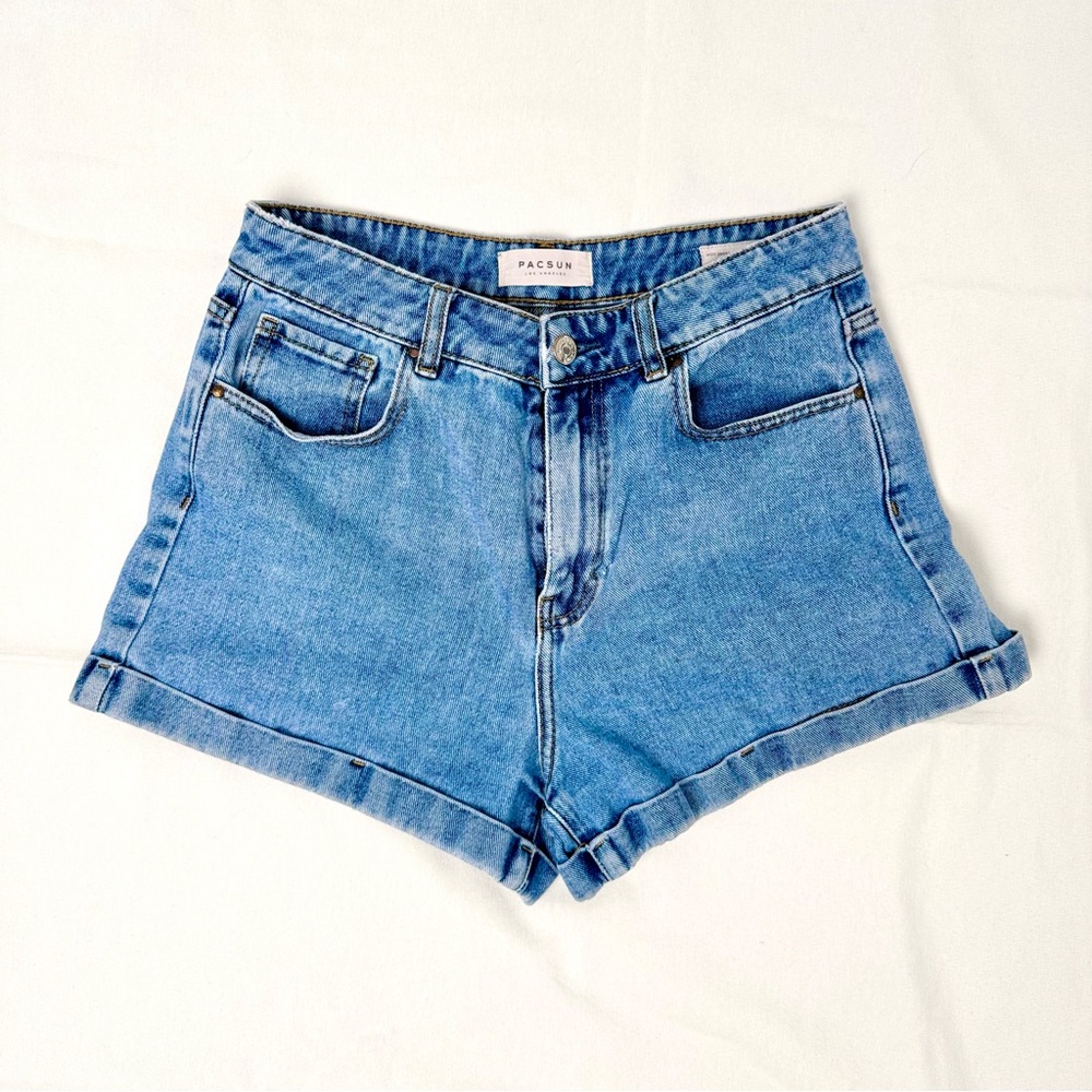 High Rise Light Wash Shorts - Picture 6 of 15